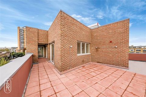 3 bedroom penthouse to rent, London Lane, London, E8