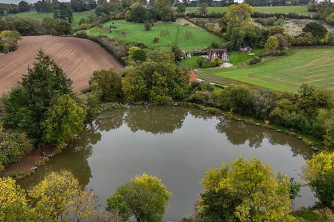 Toll House Farm Birmingham Road, Mappleborough Green, Studley, B80 7DH