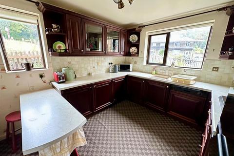 4 bedroom detached house for sale, Pye Nest Road, Pye Nest Halifax