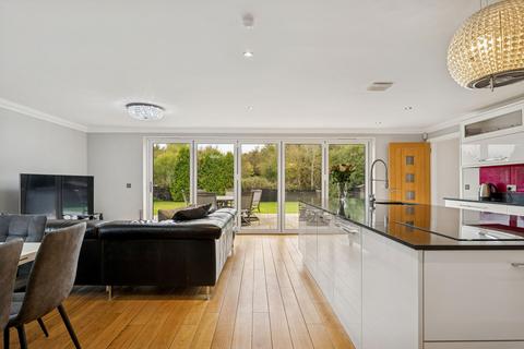 6 bedroom detached house for sale, Hamilton Way, East Whitburn, EH47