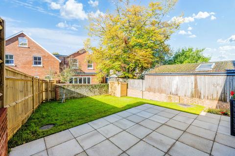 4 bedroom end of terrace house for sale, Ranelagh Road, Redhill RH1