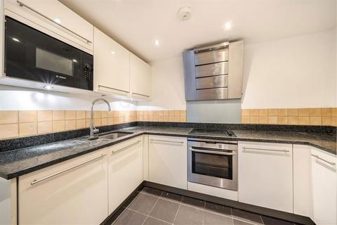 2 bedroom flat to rent, Argyll Road, London SE18