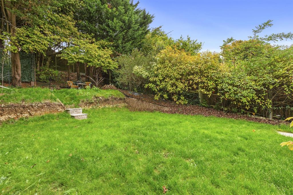 47 Arundel Road, HP12 4 NF-8.jpg