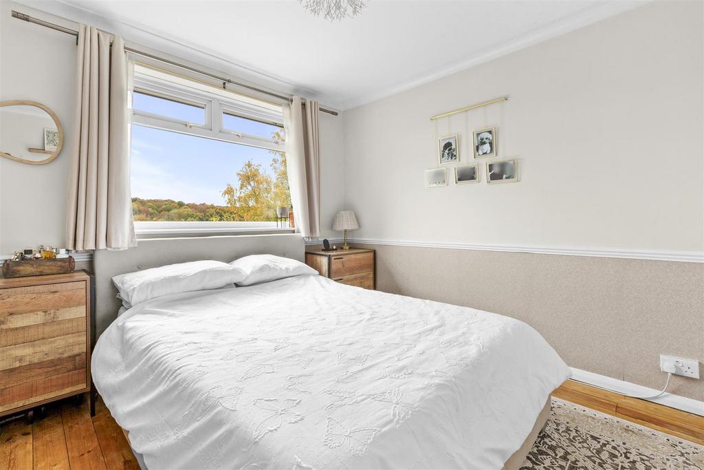 47 Arundel Road, HP12 4 NF-2.jpg