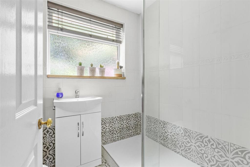 47 Arundel Road, HP12 4 NF-5.jpg