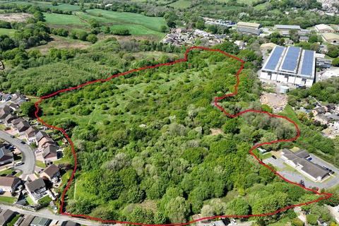 undefined, Ger Y Nant, Llangennech SA14