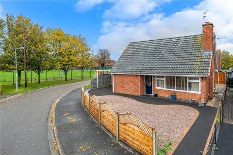 2 bedroom bungalow for sale, St. Annes Close, Sleaford, Lincolnshire, NG34