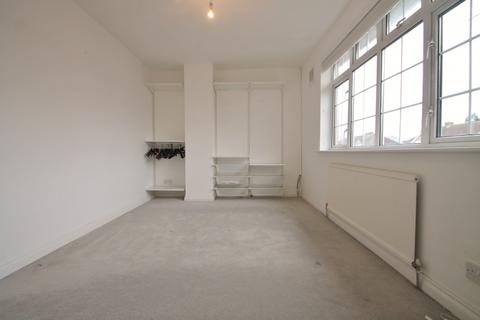 undefined, Hamilton Road, Feltham, Middlesex, TW13
