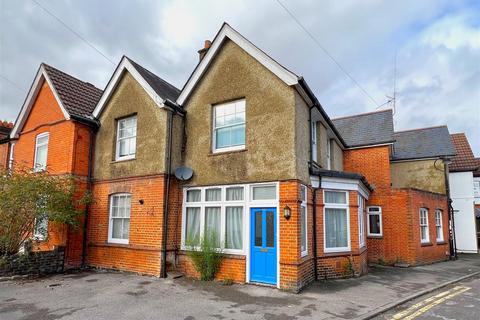 undefined, Queens Road, Basingstoke RG21