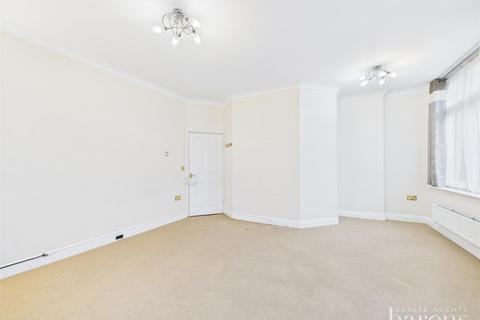 undefined, Queens Road, Basingstoke RG21