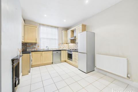 undefined, Queens Road, Basingstoke RG21