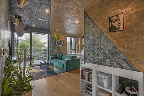 1 bedroom apartment for sale, Navigators Walk, London, E3