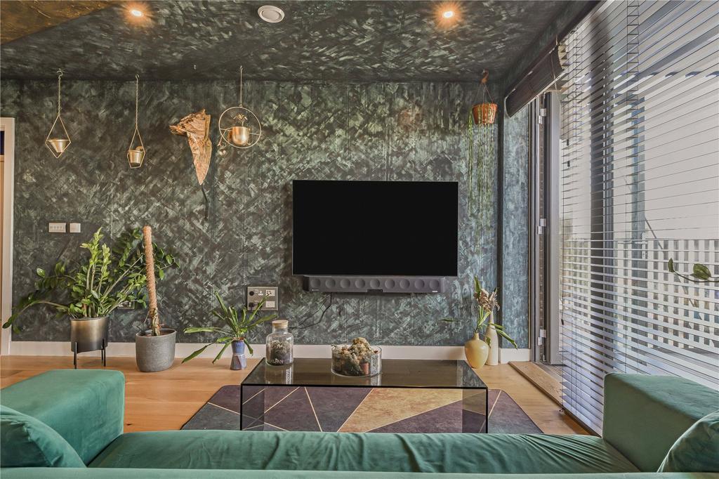 Reception/Kitchen