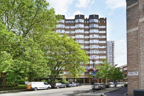 undefined, Hyde Park Crescent, W2