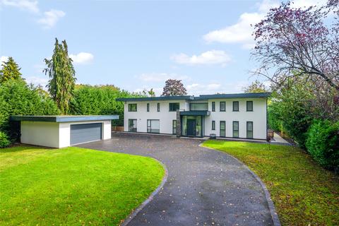 5 bedroom detached house to rent, Brooks Drive, Hale Barns, Altrincham, WA15