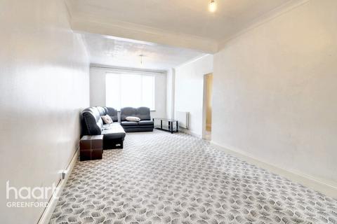 3 bedroom terraced house for sale, Allenby Road, Southall