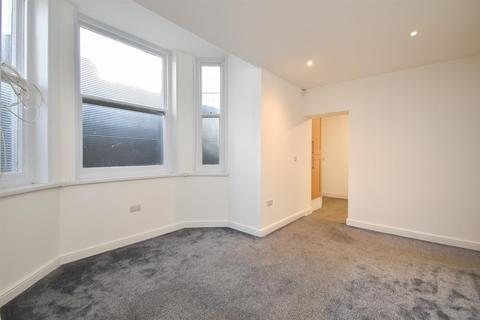2 bedroom flat for sale, Marina, St Leonards-On-Sea