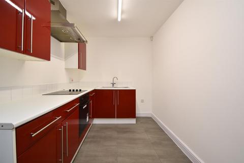2 bedroom flat for sale, Marina, St Leonards-On-Sea