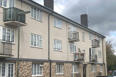 2 bedroom flat for sale, Preston Manor Road, Surrey KT20