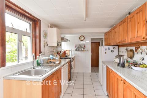 3 bedroom semi-detached house for sale, Petlands Road, Haywards Heath RH16