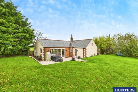 4 bedroom detached bungalow for sale, Oaks Cottage, Wicketthorn, Kirkpatrick Fleming, DG11