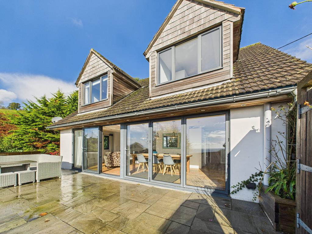 Cam05627 g0 pr0024 still019