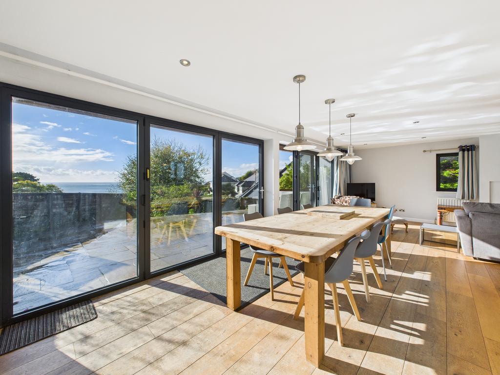 Cam05627 g0 pr0024 still017