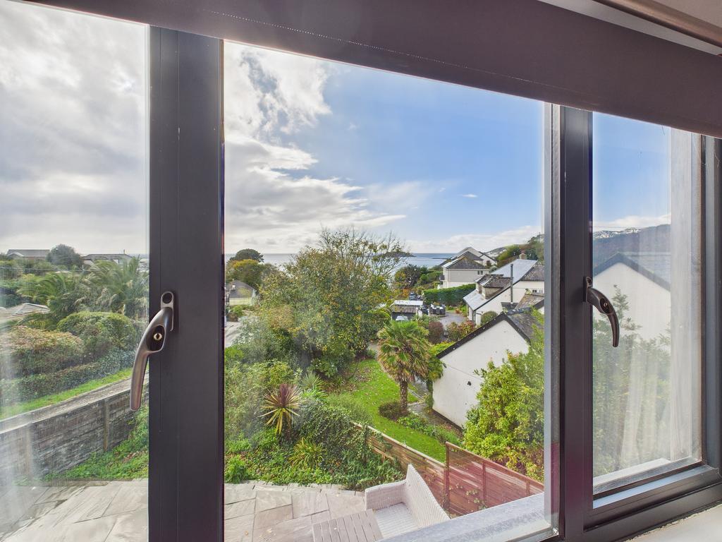 Cam05627 g0 pr0024 still013