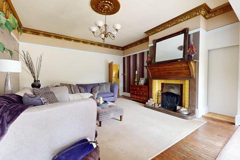 1 Badby Road West, Daventry, NN11 4HJ