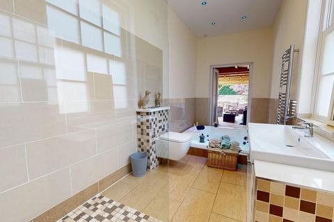1 Badby Road West, Daventry, NN11 4HJ