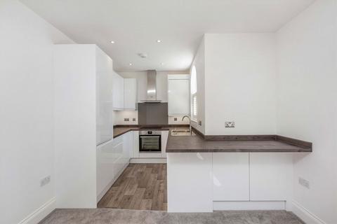 undefined, The Broadway, London SW19