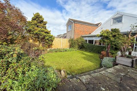 3 bedroom detached bungalow for sale, Briarfields Lane, Worrall, S35
