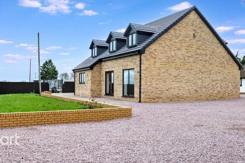 5 bedroom cottage for sale, Benwick Road, Doddington