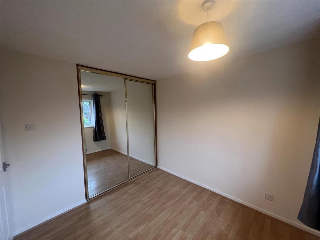 Master bedroom 2.jpg