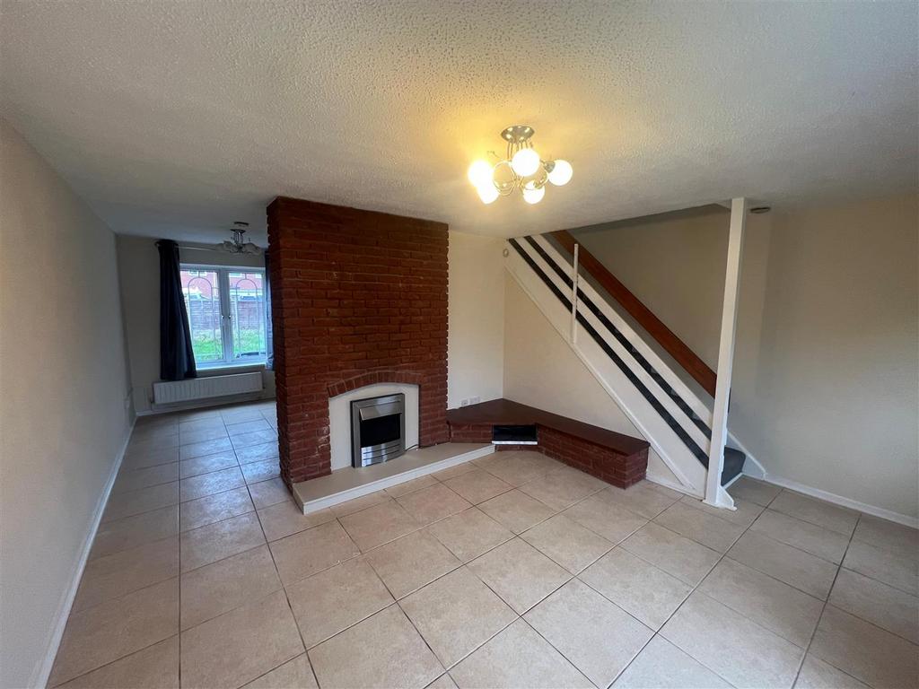 Living room 1.jpg