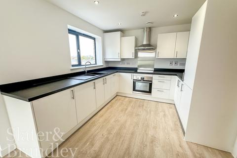 2 bedroom flat to rent, Maythorn House, 1 Bridgewater Close, NG2 4RR, NG2