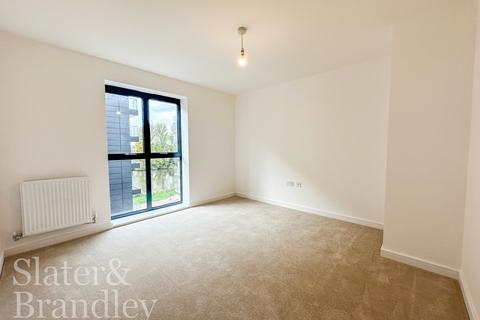 2 bedroom flat to rent, Maythorn House, 1 Bridgewater Close, NG2 4RR, NG2