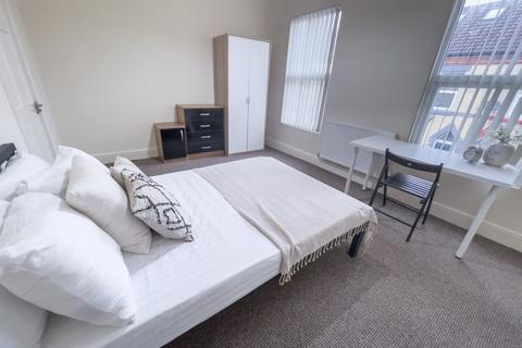 undefined, Cotswold Street, L7 2PY,