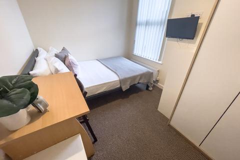 undefined, Cotswold Street, L7 2PY,