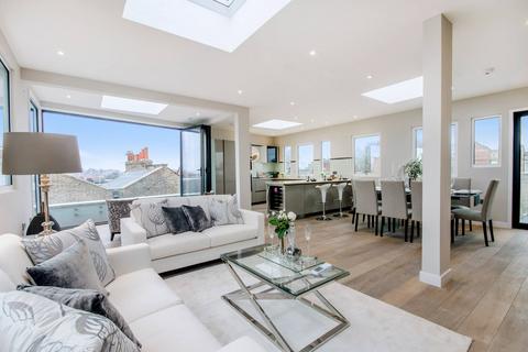 Wilmot Place, Camden Town, London, NW1