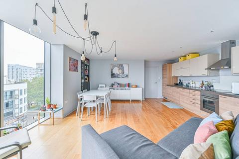 3 bedroom flat for sale, Cavatina Point, Deptford, London, SE8