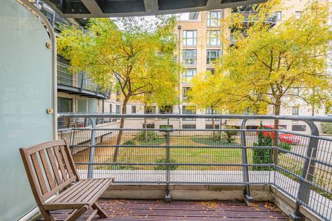 2 bedroom flat for sale, Glaisher Street,, Greenwich, London, SE8
