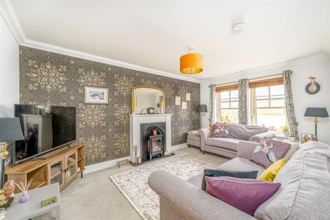 3 bedroom house for sale, 24 Dunglass Road, Coldstream TD12