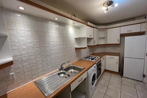 1 bedroom flat to rent, Wellington Row, London, e2