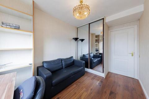 3 bedroom apartment to rent, The Water Gardens Hyde Park W2