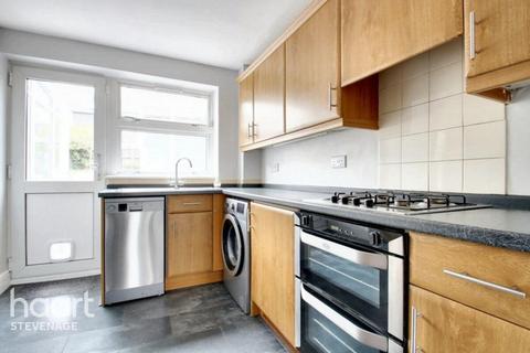 5 Barleycroft, Stevenage, SG2 9NP