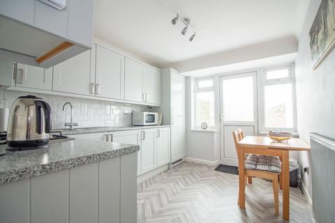 undefined, Windsor Road, Waterlooville, PO7 6BA