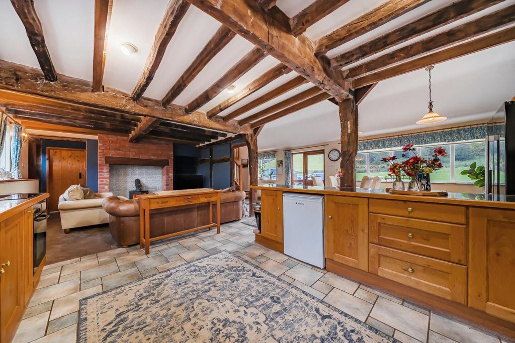 Kitchen view 2.jpg