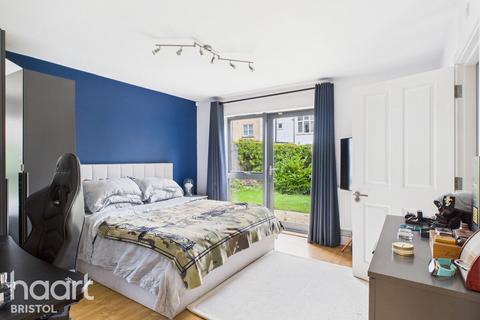 Chapter Walk, Bristol