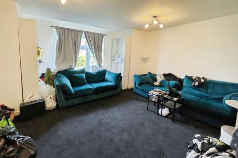 2 bedroom flat for sale, Oxford Close, Longbenton, Newcastle upon Tyne, NE12